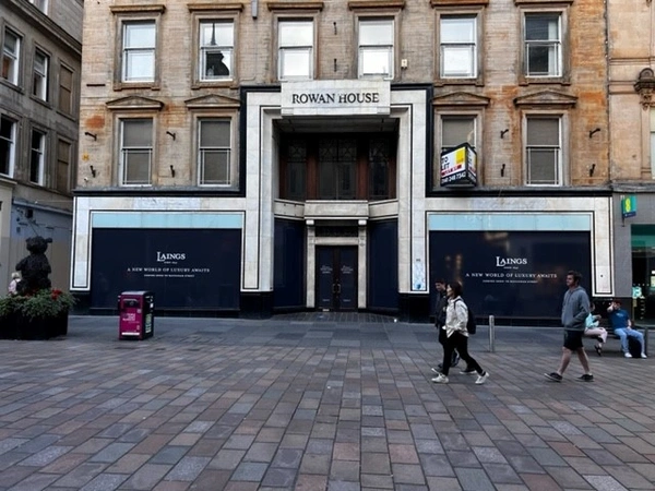  Laings Install Aug 2022 Main Front